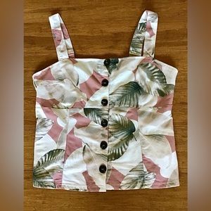 LE CHATEAU New Crop Top